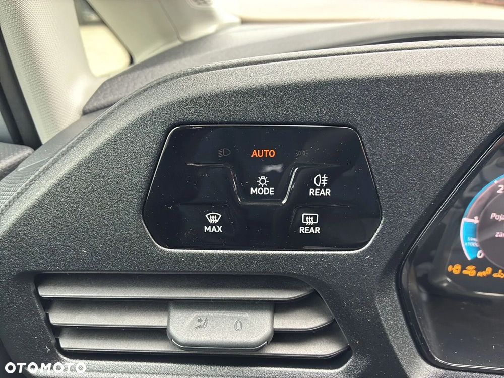 Volkswagen Caddy 2.0 TDI DSG - 33