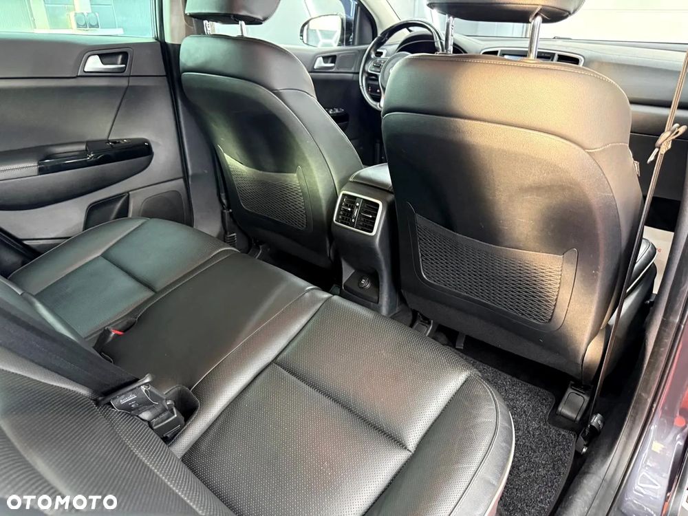 Kia Sportage 1.7 CRDI XL 2WD - 28