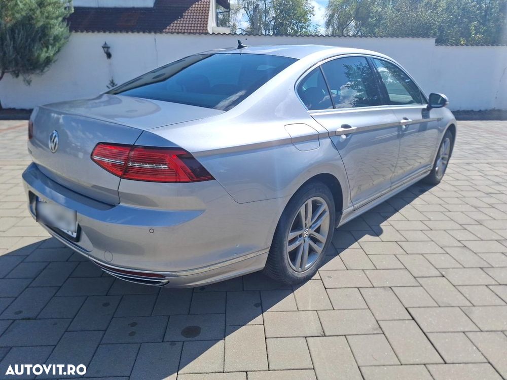 Volkswagen Passat 2.0 TDI DSG R Executive - 4