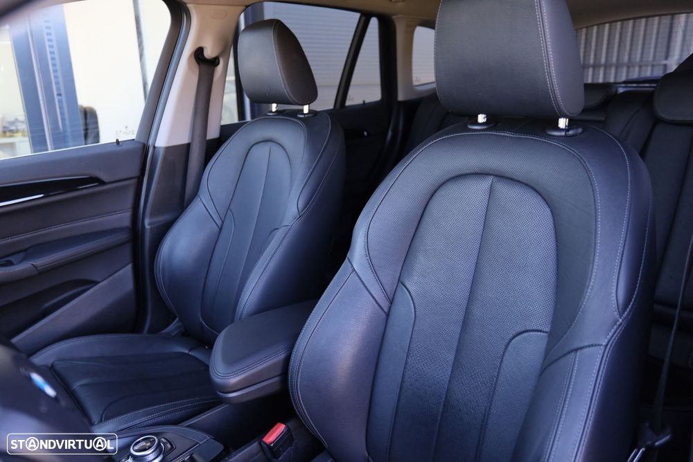 BMW X1 18 d sDrive Auto xLine - 8