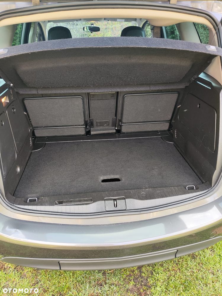 Opel Meriva - 21