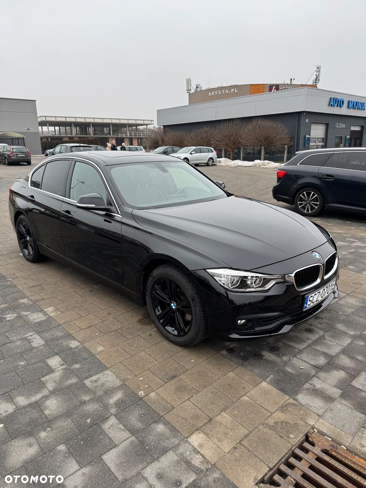 BMW Seria 3 330i xDrive Edition Luxury Line Purity - 21