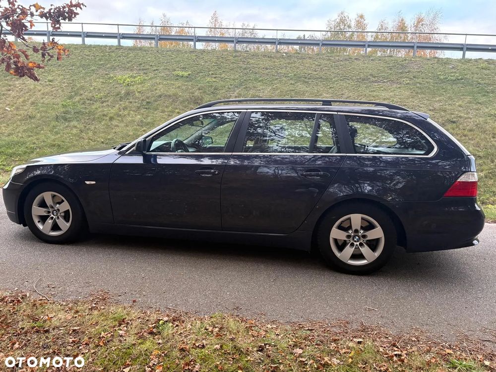 BMW Seria 5 520d Touring - 5