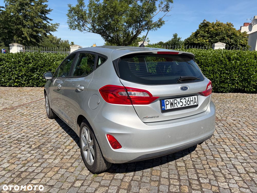 Ford Fiesta 1.1 S&S TITANIUM - 38