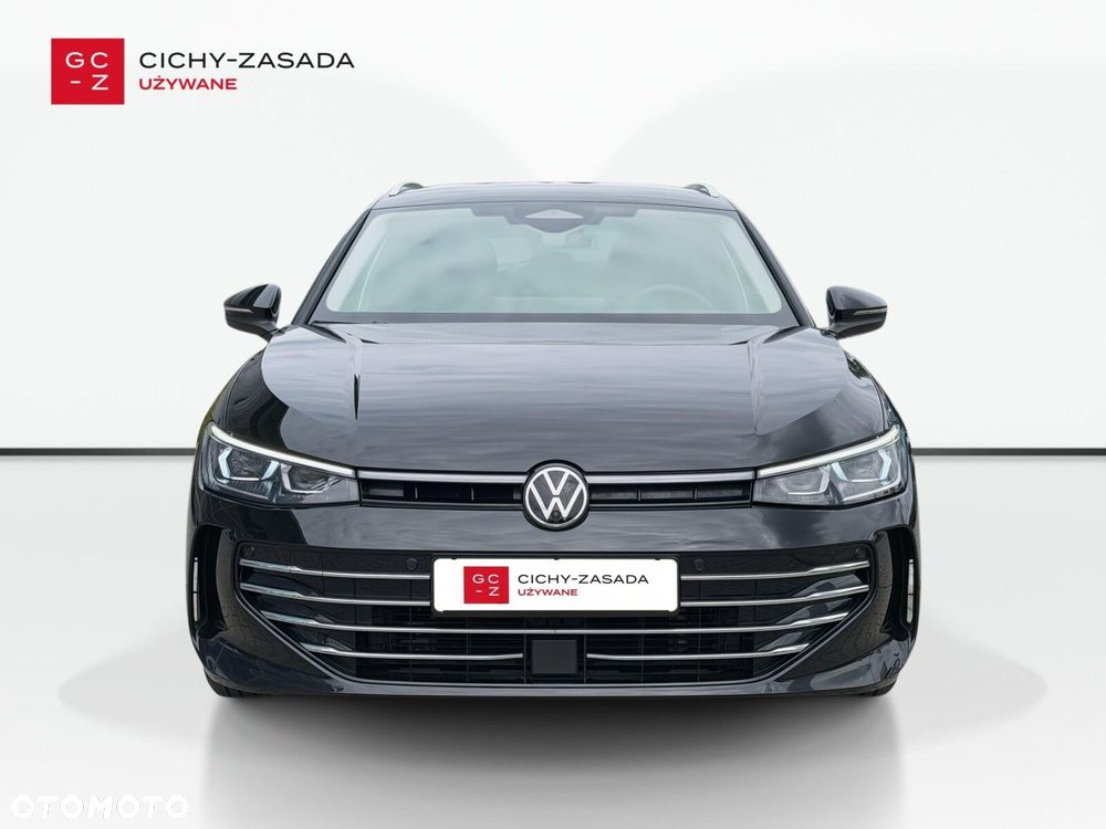Volkswagen Passat Variant 2.0 TDI EVO Elegance DSG - 9