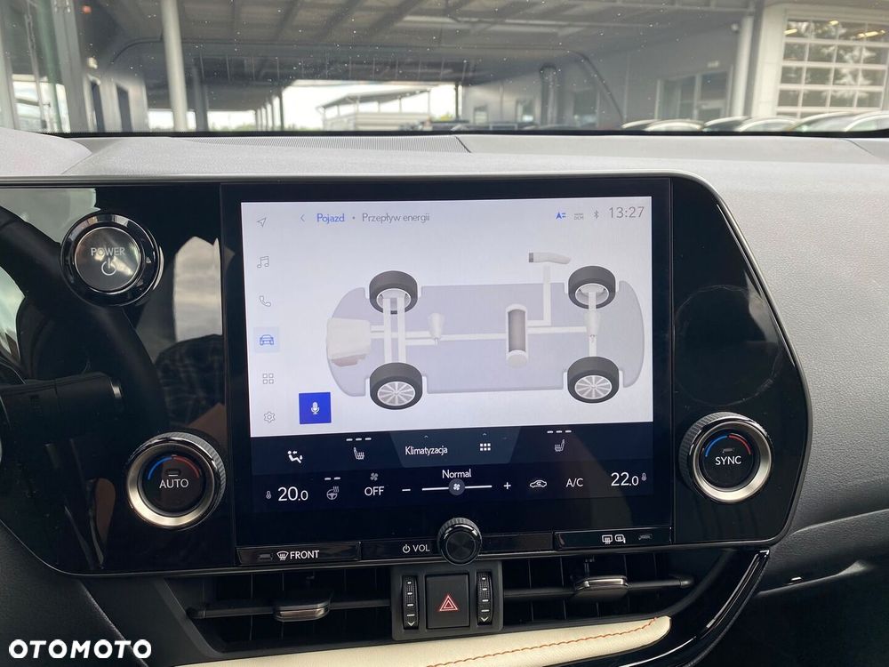Lexus NX - 16