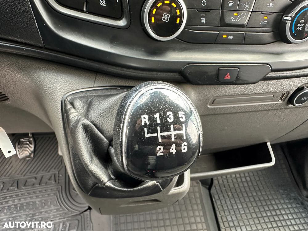 Ford Transit 350 2.0 EcoBlue 130 CP L4 RWD Base - 19