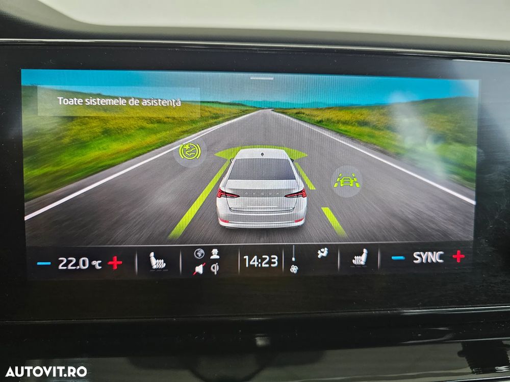 Skoda Octavia 2.0 TDI DSG Ambition - 15