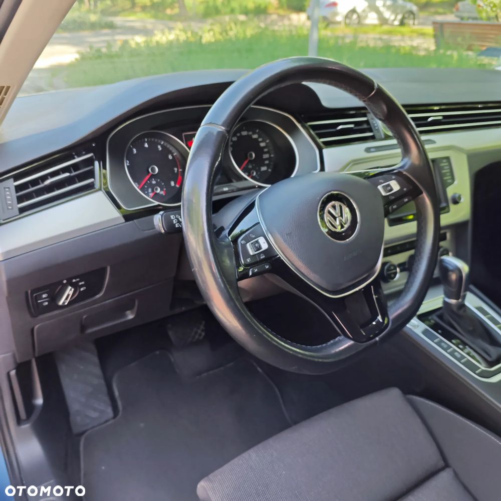 Volkswagen Passat 1.8 TSI BMT Comfortline DSG - 8