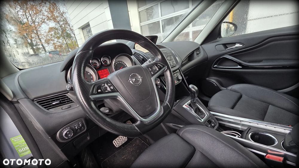 Opel Zafira Sport - 16
