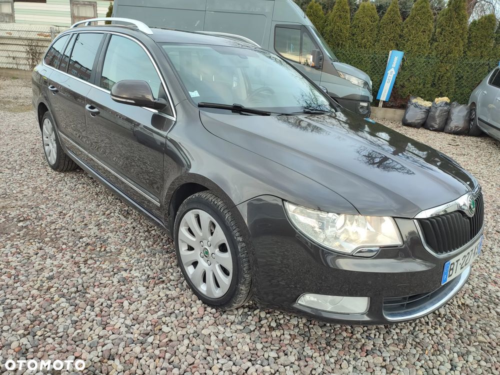Skoda Superb 2.0 TDI DSG Exclusive - 15