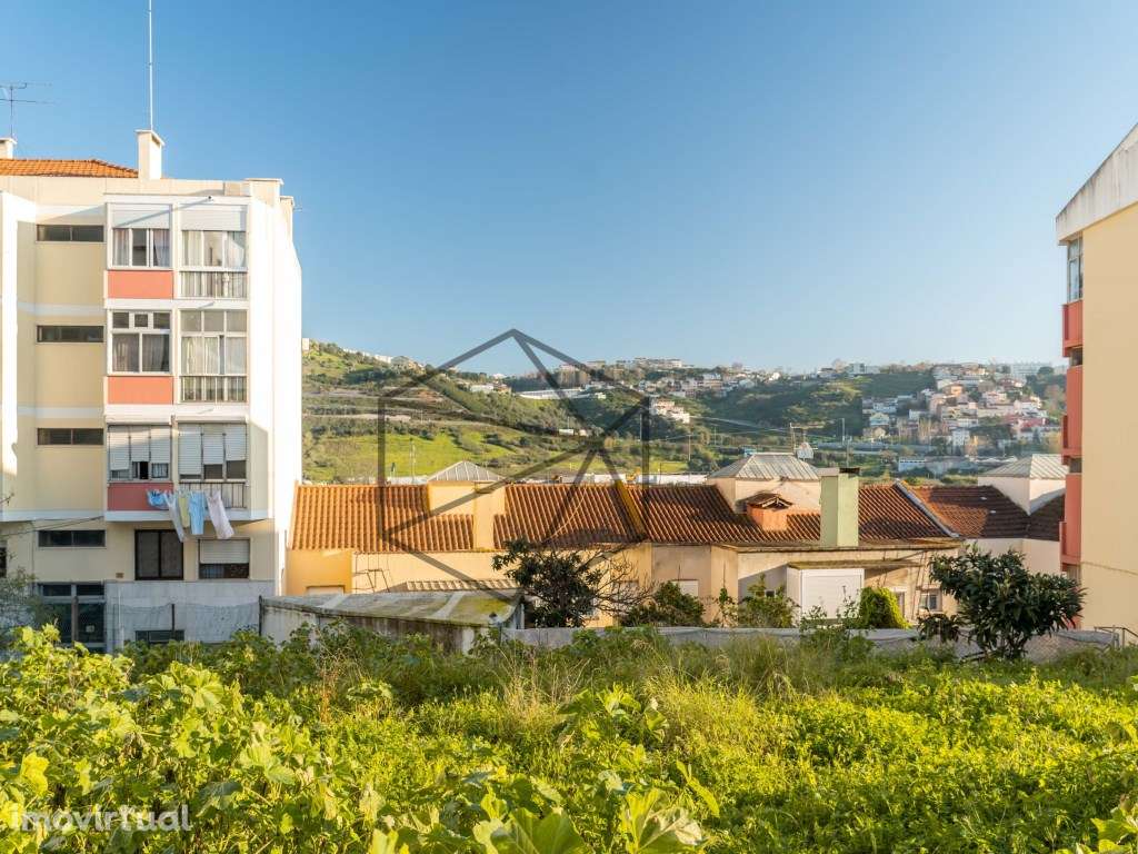 Terreno para construção de prédio em Odivelas - Grande imagem: 2/20