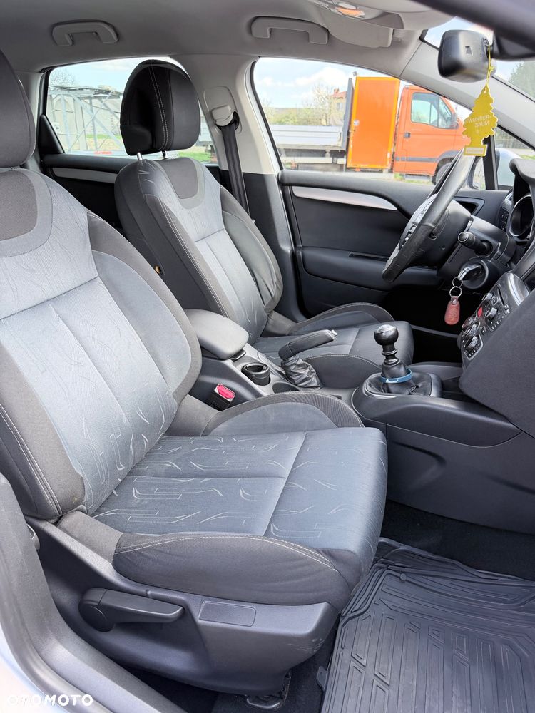Citroën C4 1.6 HDi Exclusive - 9
