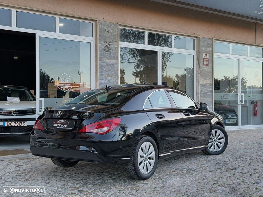 Mercedes-Benz CLA 180 CDi Urban — fotografia 12