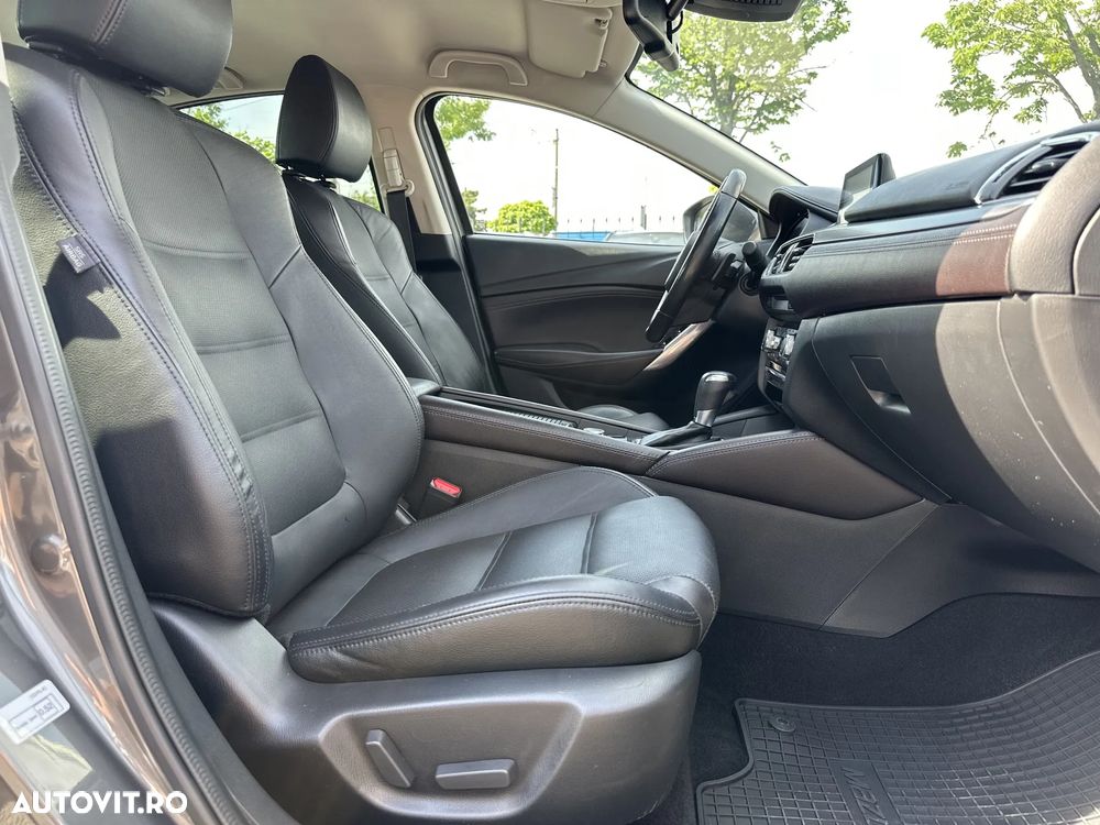 Mazda 6 - 12