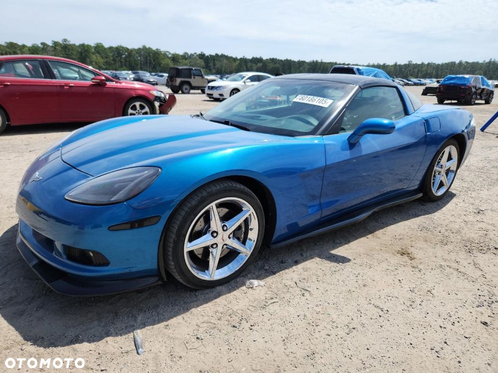 Chevrolet Corvette - 2