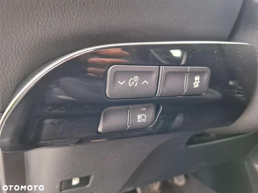 Toyota Prius Hybrid Comfort - 22