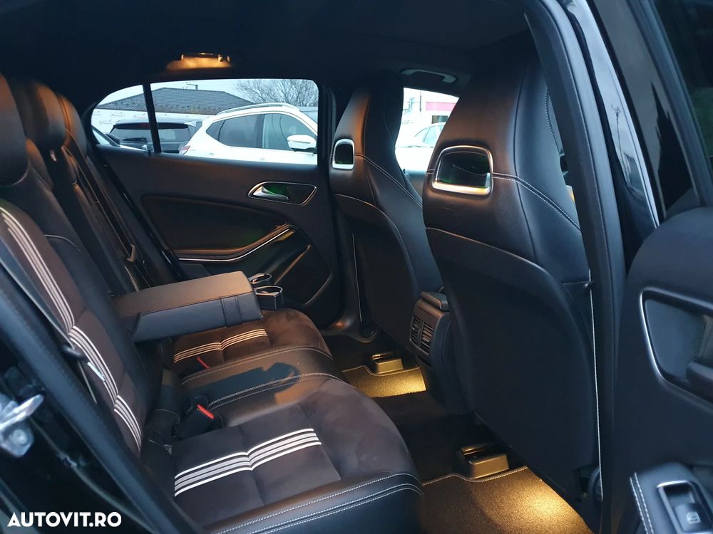Mercedes-Benz GLA 220 d 4Matic 7G-DCT AMG Line - 7
