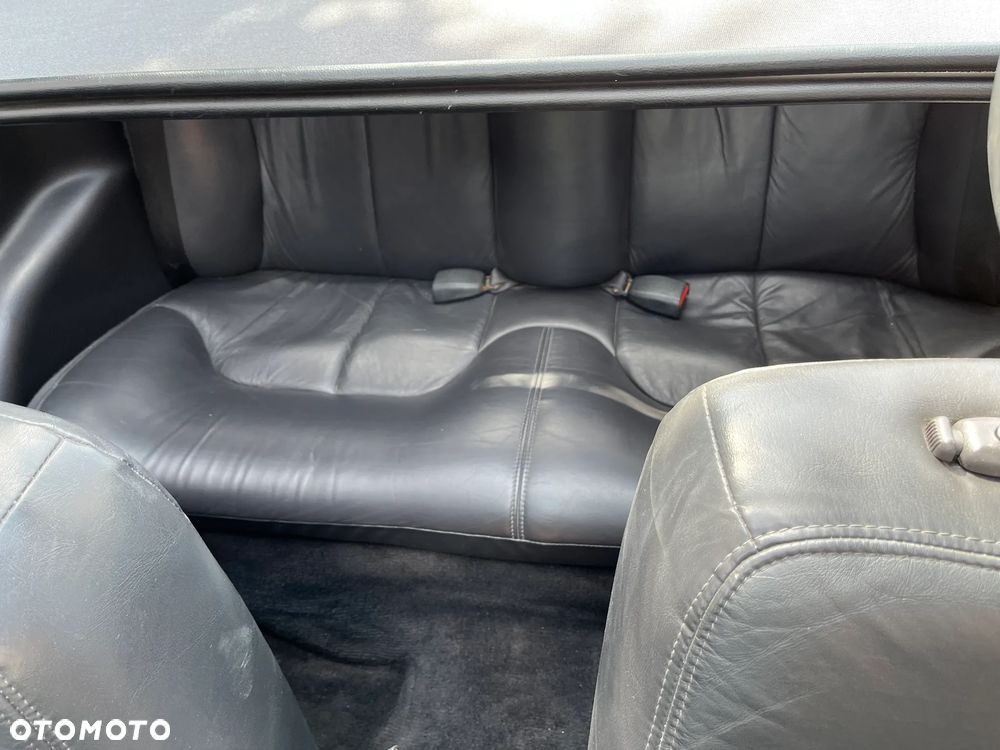 Chrysler Stratus - 32