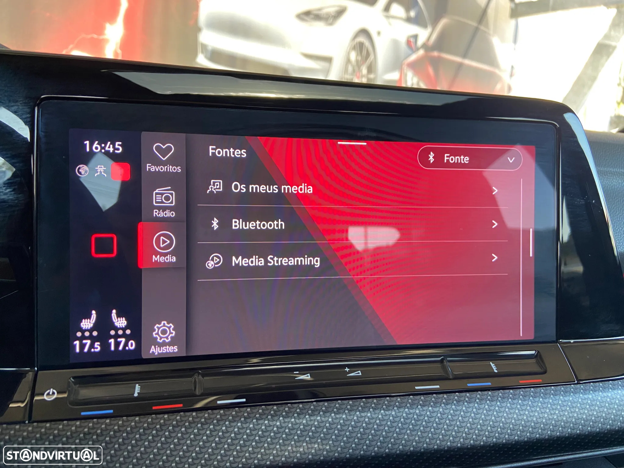 VW Golf 2.0 TSI OPF 4Motion DSG R Performance - 36
