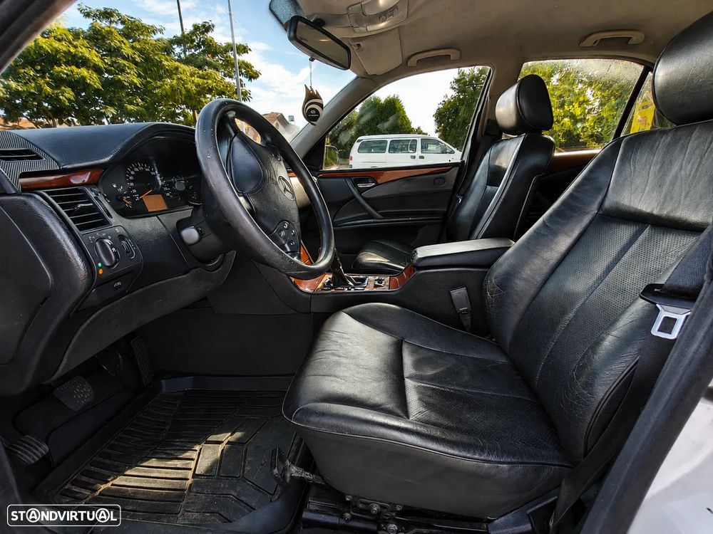 Mercedes-Benz E 220 CDI Avantgarde - 9