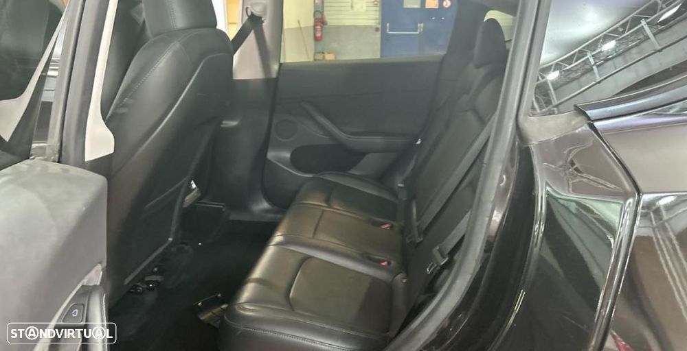 Tesla Model Y Standard - 6