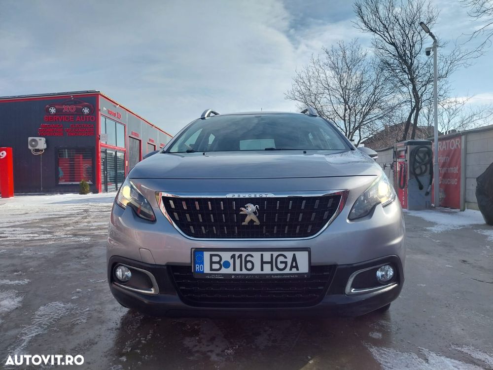 Peugeot 2008 1.2 PureTech Turbo EAT6 S&S Allure - 4