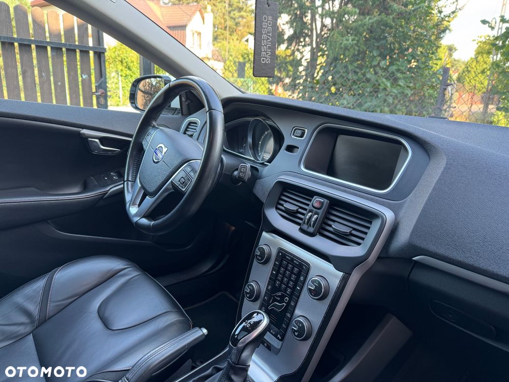 Volvo V40 D4 Geartronic Ocean Race - 18