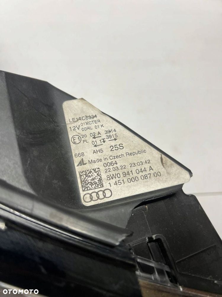 8W0 941 044 Reflektor lampa uszkodzona Audi A4 S4 B9 PRAWA - 12