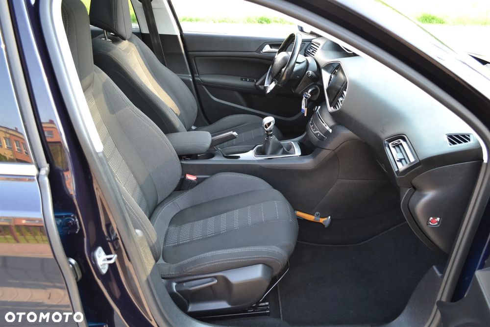 Peugeot 308 BlueHDi 120 Stop & Start Business-Line - 17