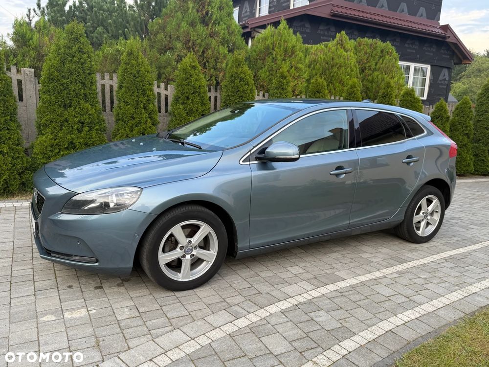 Volvo V40 D2 Momentum - 5