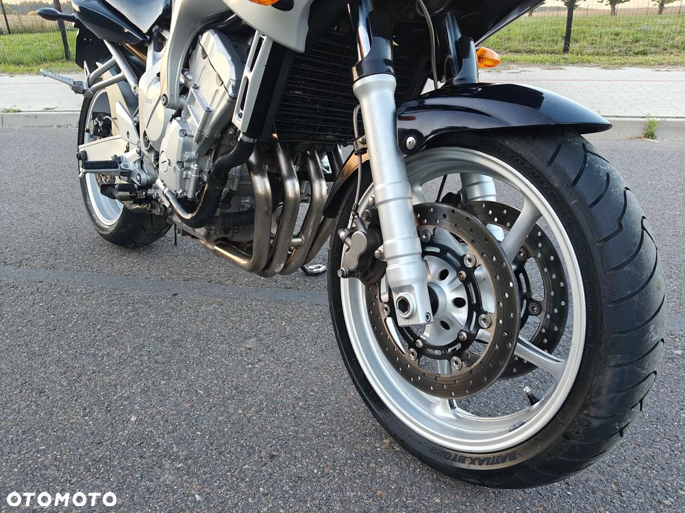 Yamaha FZ6 - 9