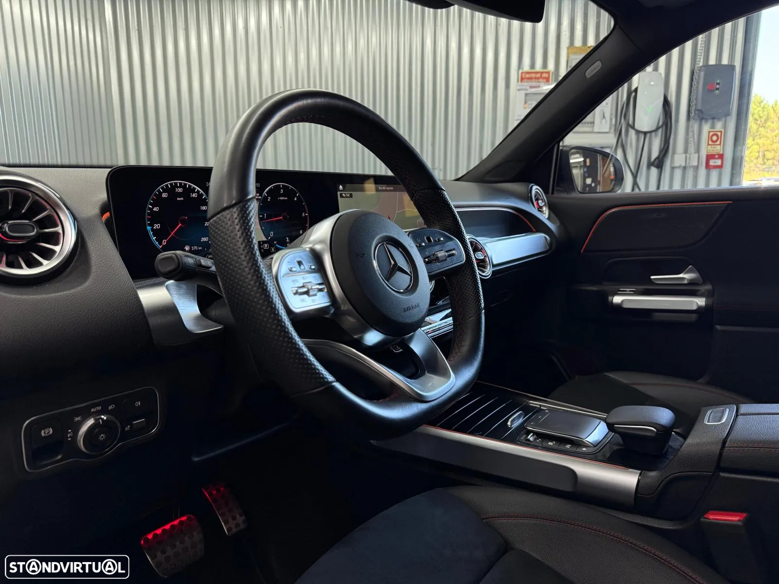 Mercedes-Benz GLB 180 d AMG Line - 21