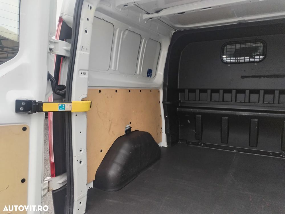 Ford Transit Custom DCIV 340 2.0 EcoBlue 170 CP L2H1 Limited - 18