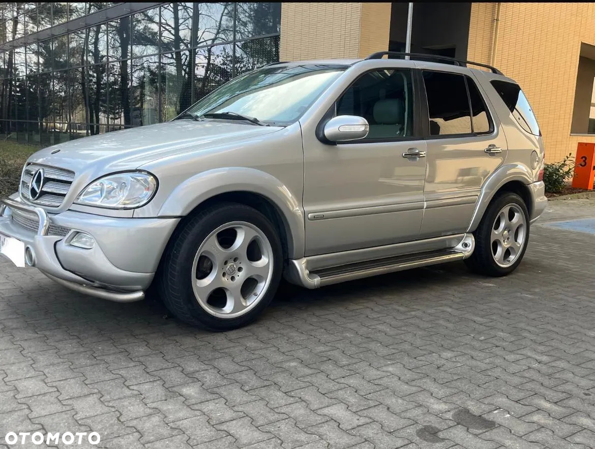 Mercedes-Benz ML - 10