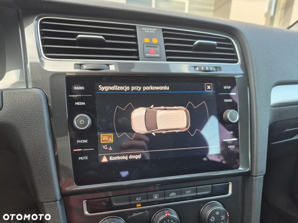 Volkswagen Golf 1.0 TSI BMT Trendline - 19