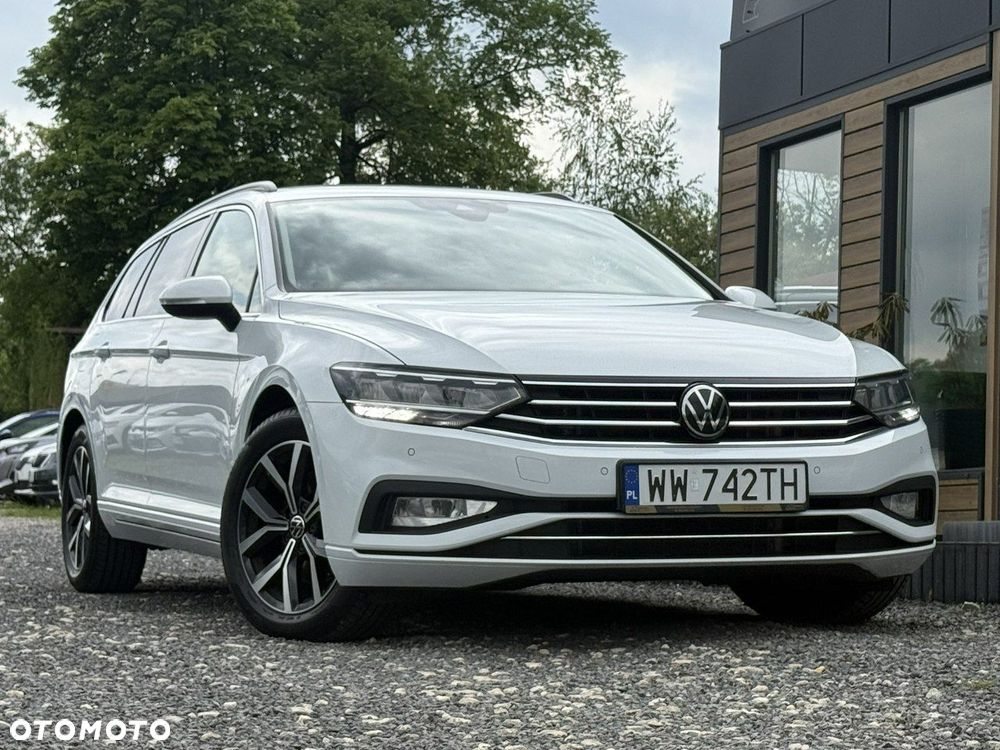 Volkswagen Passat - 2
