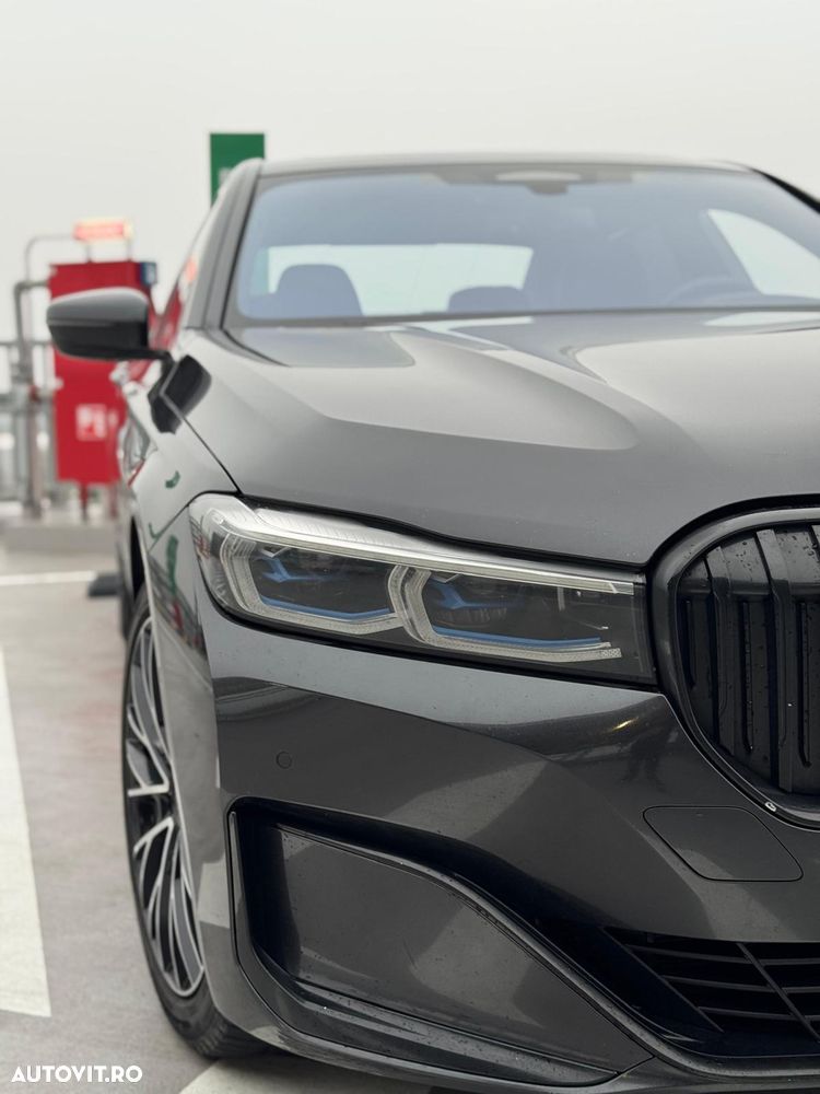 BMW Seria 7 740d xDrive - 9