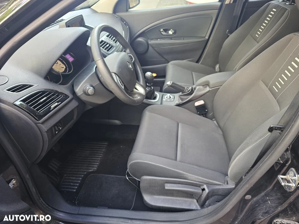Renault Megane Grandtour dCi 110 FAP LIMITED - 12