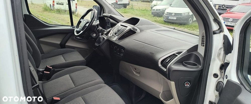 Ford Transit Custom - 6