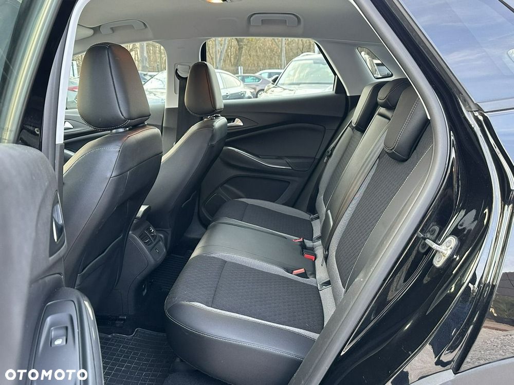 Opel Grandland X - 16