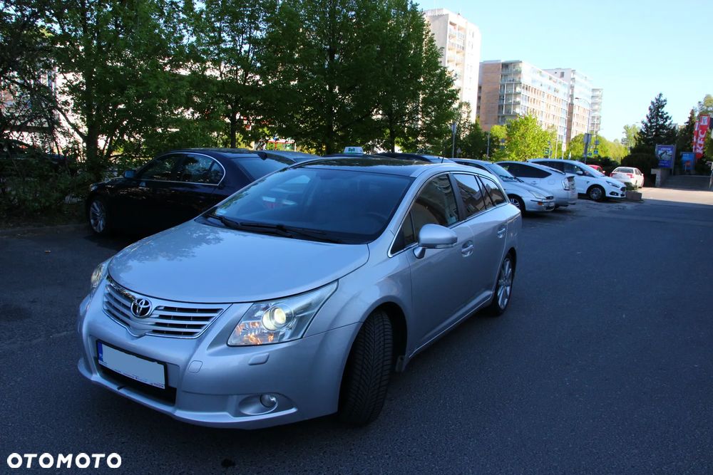 Toyota Avensis 2.0 Prestige NAVI - 34