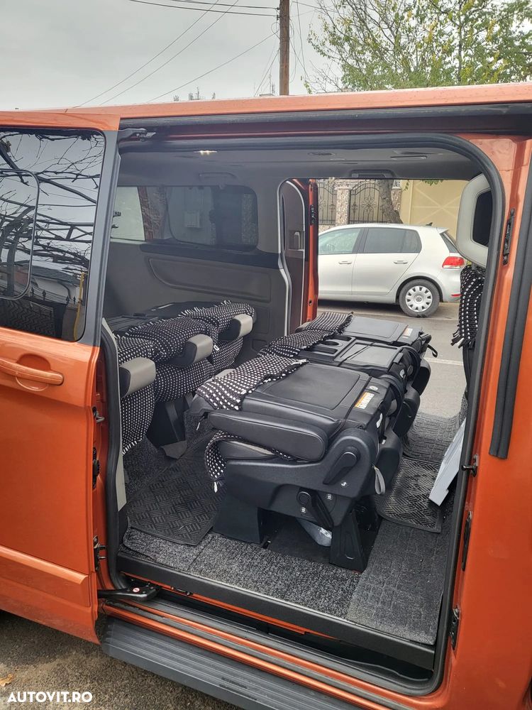 Ford Tourneo Custom - 14
