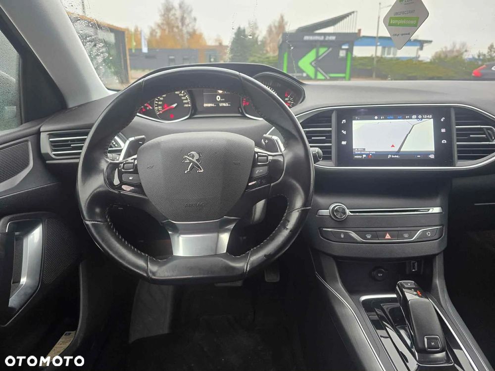 Peugeot 308 - 16