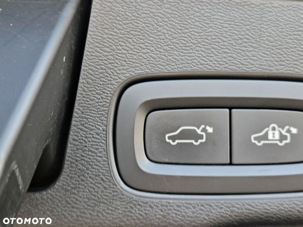 Volvo XC 60 B4 B Geartronic Inscription - 33