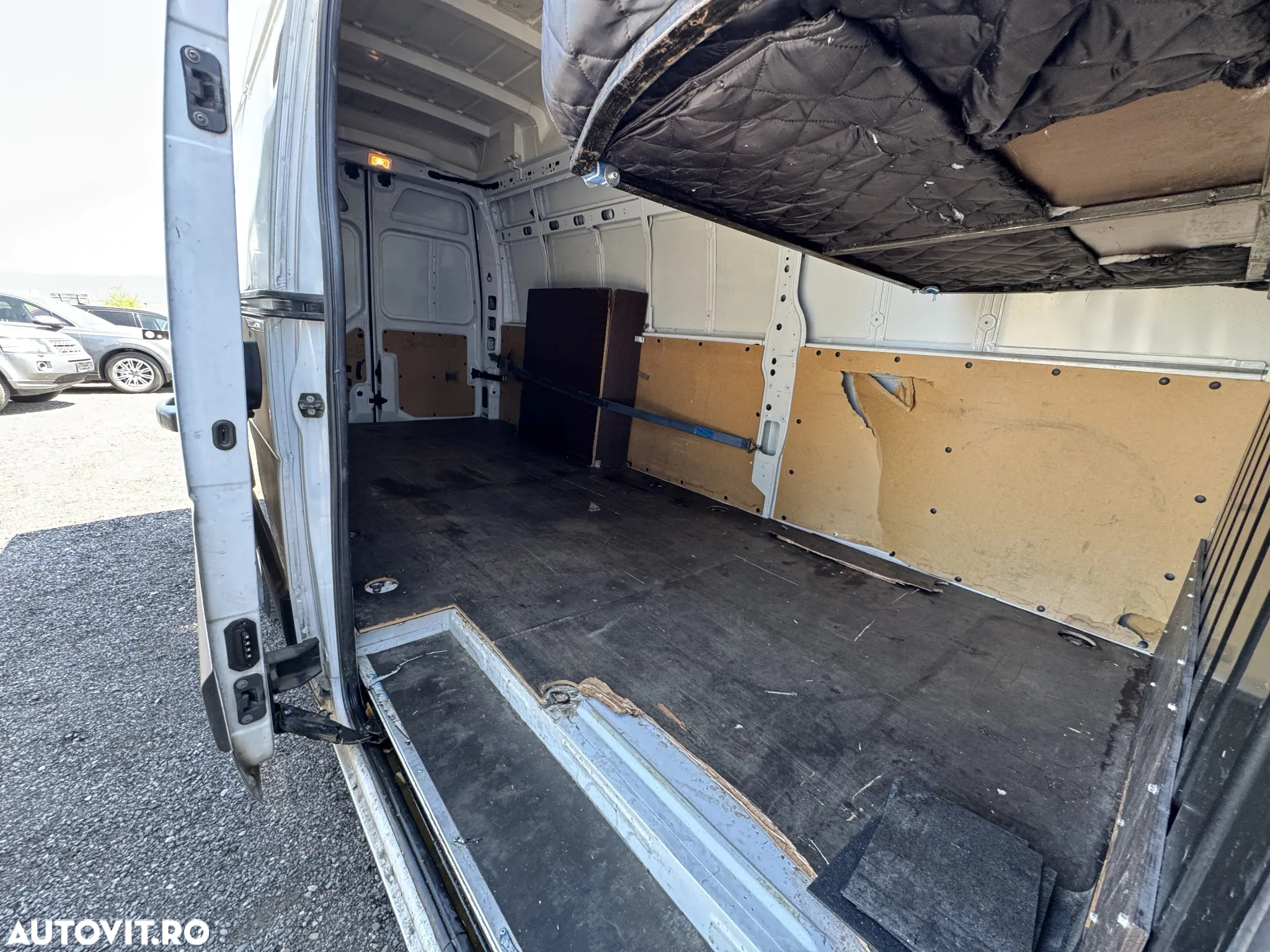 Renault Master 2.3 Blue dCi 165 TT Sasiu CD 3,5t L3 - 20