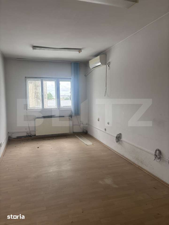 Spatiu birouri / et. 2  – 95 mp / zona Buziasului - Imagine principală: 2/3