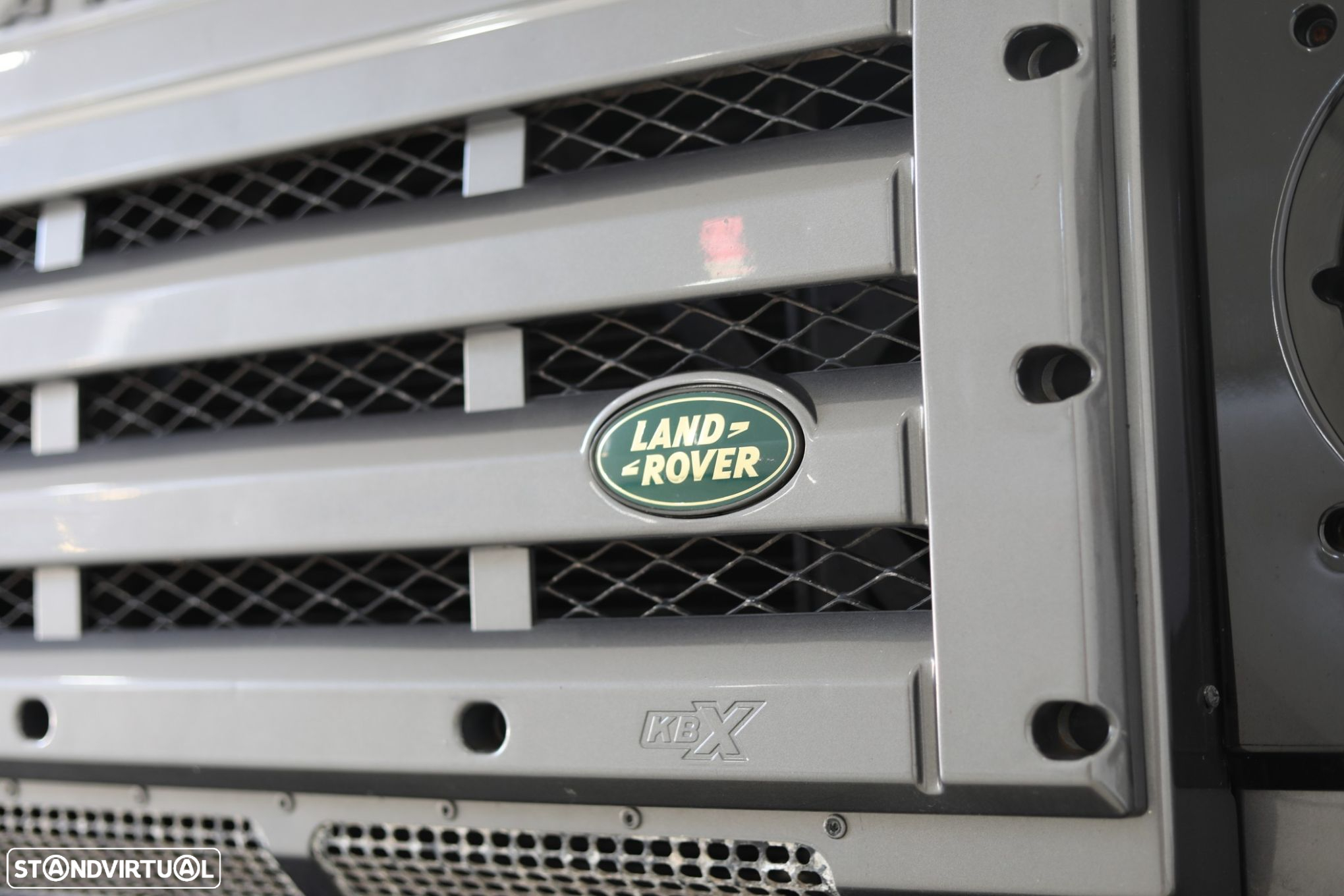 Land Rover Defender 90 2.5 TD5 Metal Top - 26