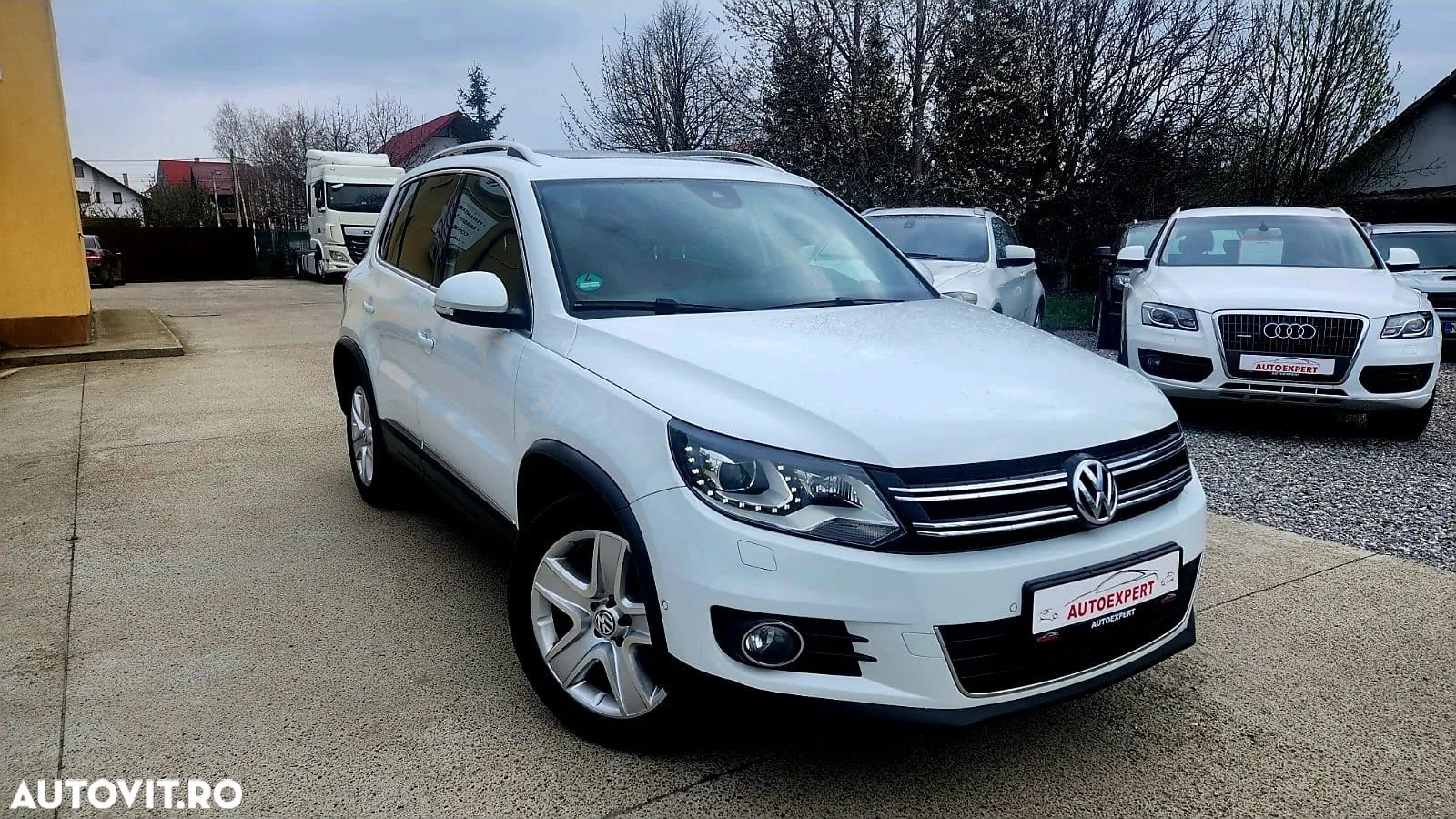 Volkswagen Tiguan 2.0 TDI DPF 4Motion BlueMotion Technology DSG Exclusive - 1