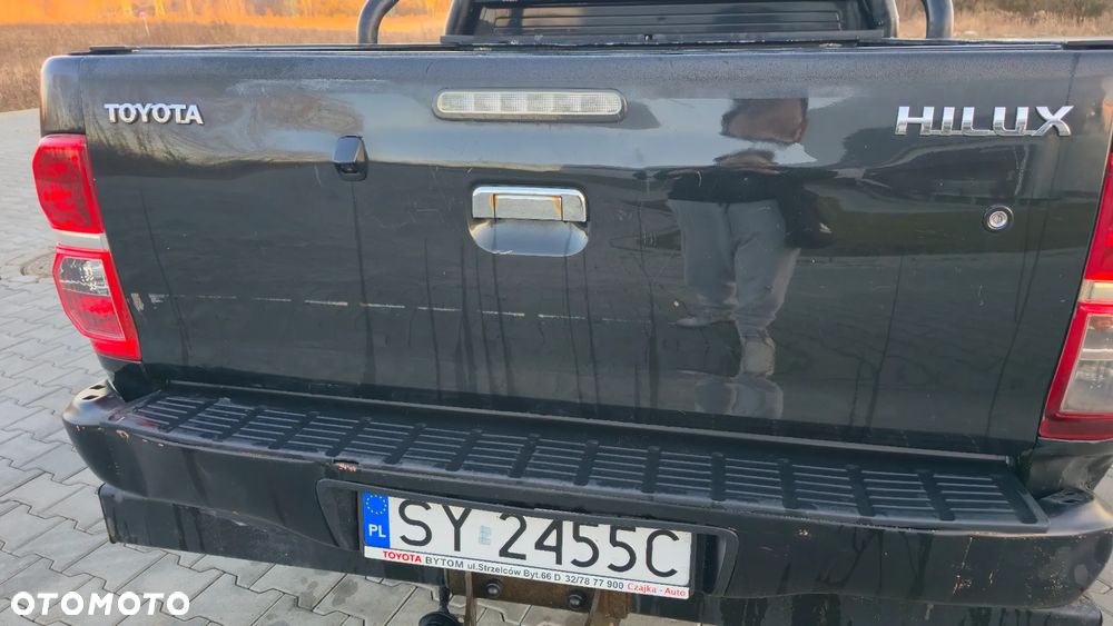 Toyota Hilux 2.5 D-4D SR - 4